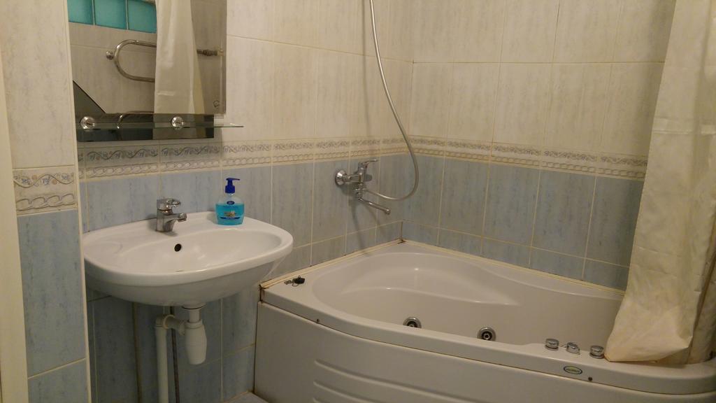 Apartament Shievchienko 10 Kijów Zewnętrze zdjęcie